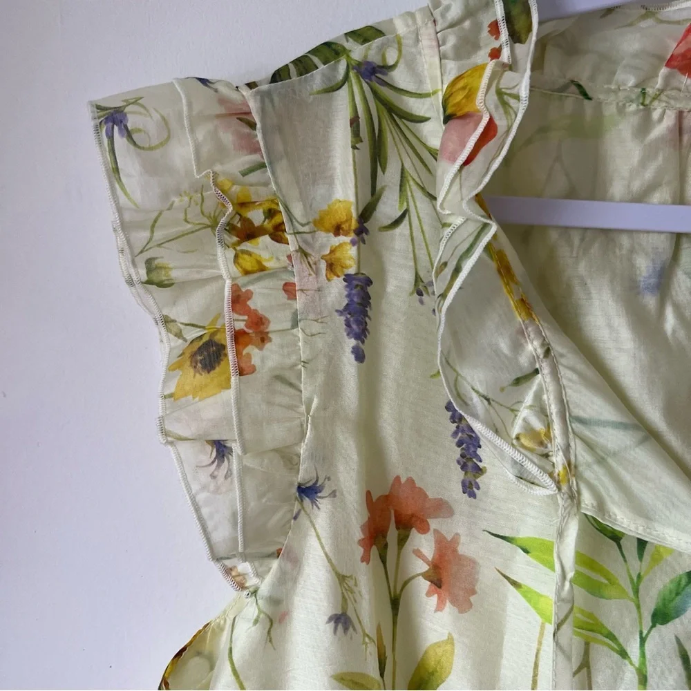 Bailey 44 Size L Light Green Floral Blouse NWOT - Picture 4 of 9